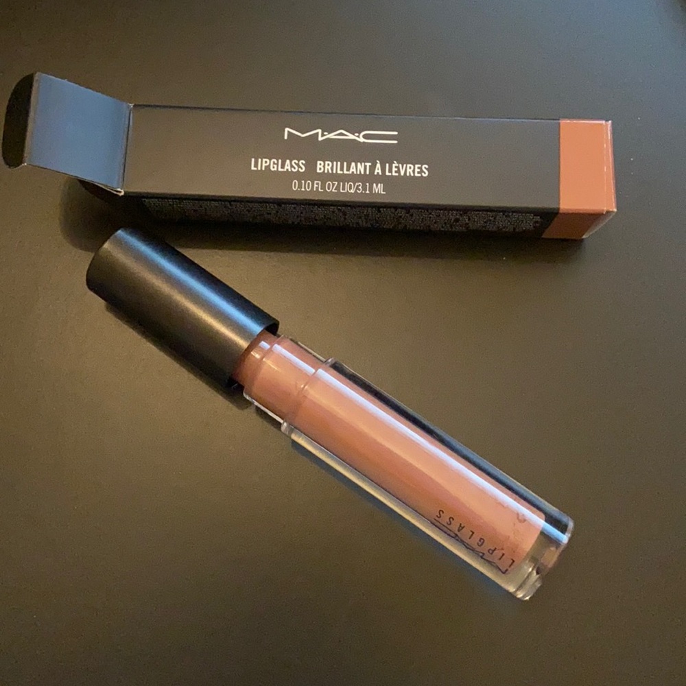 MAC Cosmetics Lipglass in shade 319, Spite